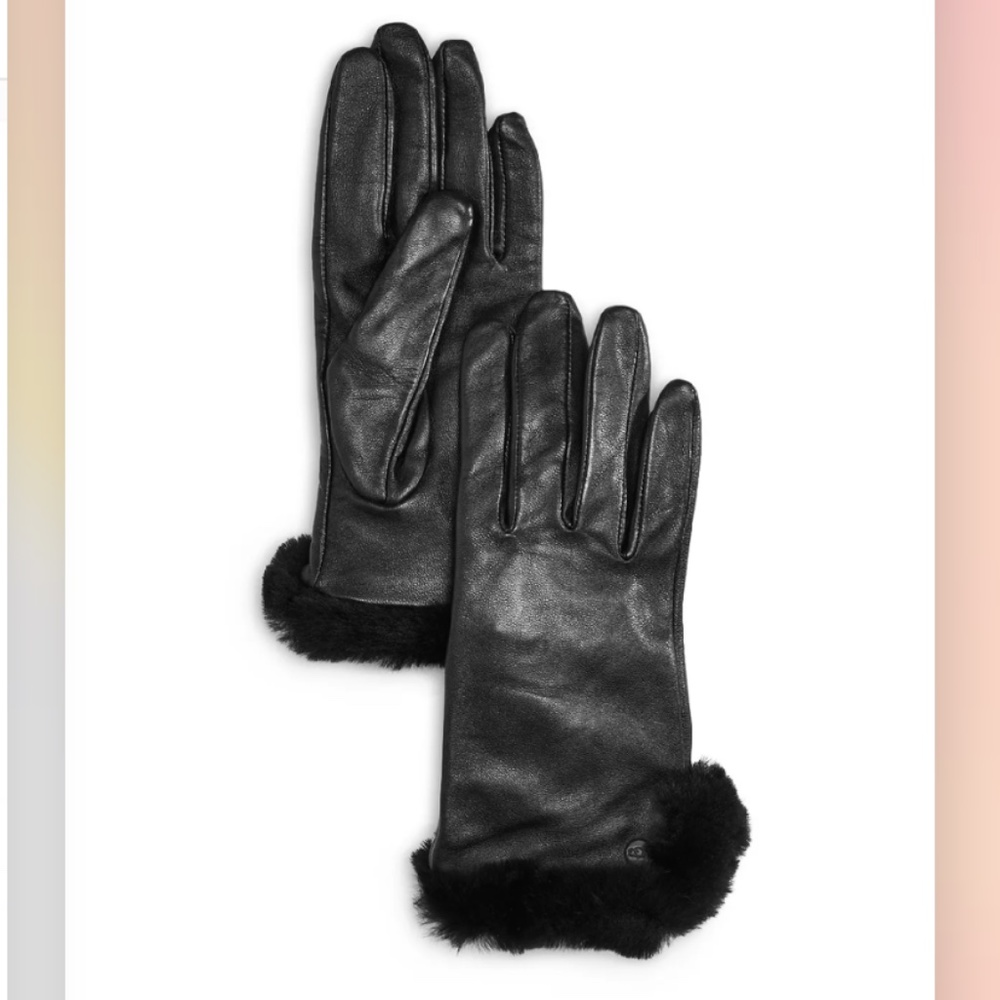 UGG Classic Shorty glove in  black leather